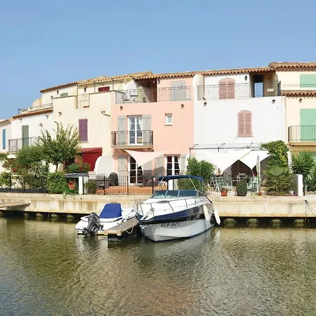 Amazing In Aigues-mortes With Wifi 度假居 艾格-莫尔特