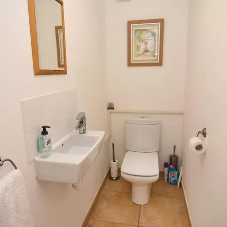 Amazing In Aigues-mortes With Wifi * Aigues-Mortes